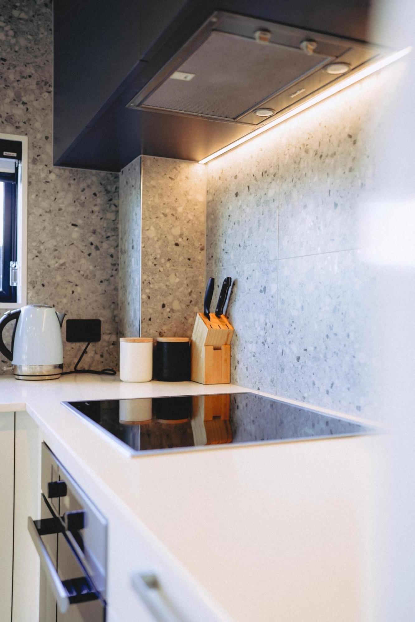 Cbd Contemporary Comfort Townhouse 2 Bed 2bath Apartamento Christchurch